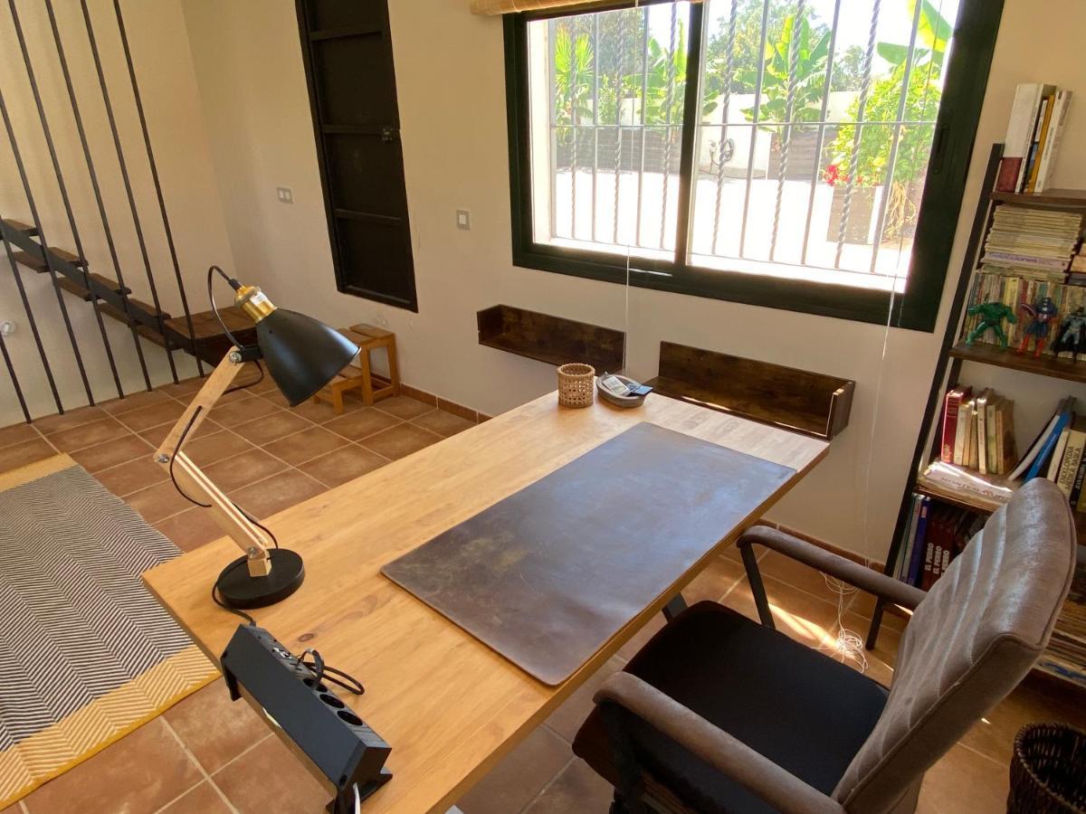 Villa Guadaira, Holiday House With Pool In Seville Southern Spain Alcalá de Guadaira Eksteriør billede